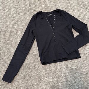 Abercrombie & Fitch Black Long Sleeve Tee